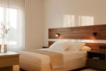 Enotel Santo Da Serra