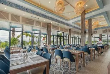 Hotel Riu Caribe - All Inclusive