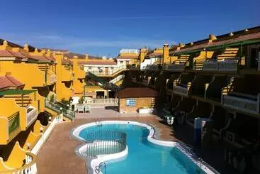 Huoneistohotelli Caleta Garden