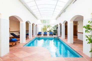 호텔 Cala Fornells