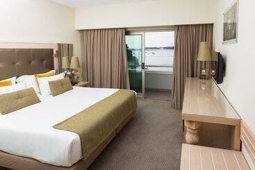 호텔 Porta do Sol Conference & Spa