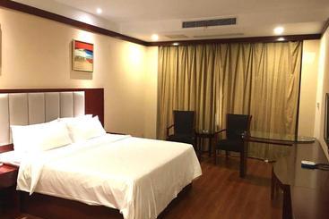 Hotelli Starway Shenzhen Huaqiang Chiwei Subway Station