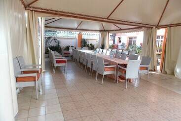 هتل Hanan Guest House