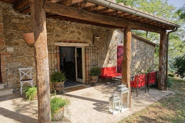 Hotel Il Daino Bianco Country