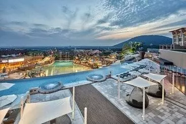 Shinhwa Jeju Shinhwa World Hotel & Resorts