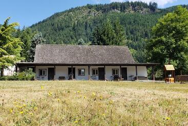 Hotel Paradise Village