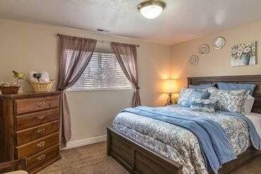 بنسيون Family Crash Pad Near Slc