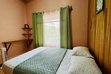 پانسیون Beautiful Casa Aire Near Lake Arenal In Nuevo Arenal   Casas Airelibre