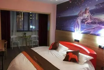 Jun Hotels Anhui Fuyang Yingshang County Guanzhong Avenue Store