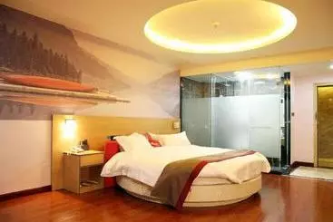 Thank Inn Chain Hotel Guangdong Heyuan Yuancheng District Heyuan Avenue North White Bailingtou Gaota