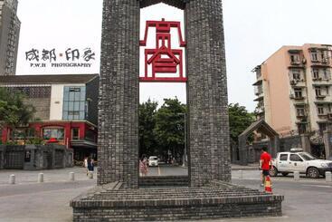 Hotel 7days Premium Chengdu Dufu Thatched Cottage