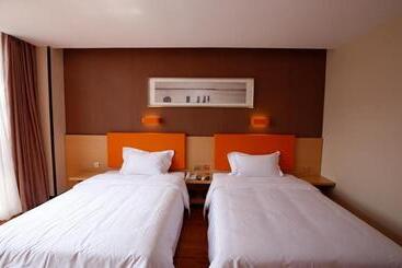 Hotel 7days Premium Chengdu Dufu Thatched Cottage