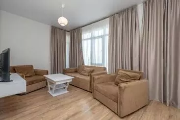 هتل آپارتمان White Sails Residential