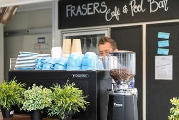 Freedom Backpackers Hostel Rainbow Beach