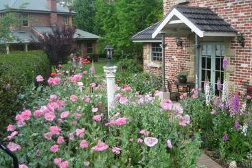 Пансион Annie's Cottage