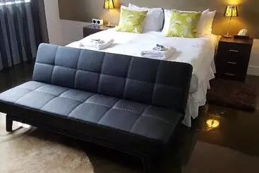 Bed and Breakfast Saladin Lodge