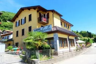 ホテル Albergo Ristorante Canetta