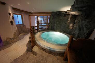 בית מלון כפרי Pension Odles