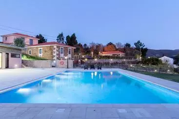 استراحتگاه Deville Luxury Retreat
