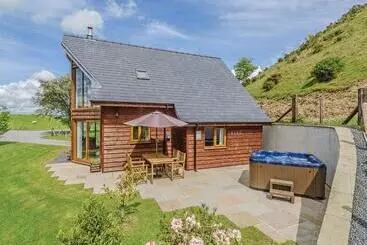 Lomakeskus Slate House Lodges