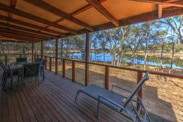 Sommerville Valley Tourist Park & Resort