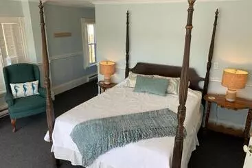 ユースホステル The Tuna Blue Inn And Restaurant