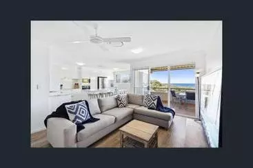 Huoneistohotelli Samarinda Jewel By The Sea