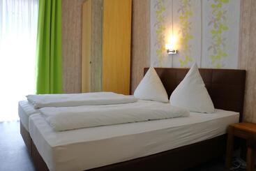 בית מלון כפרי St. Georg