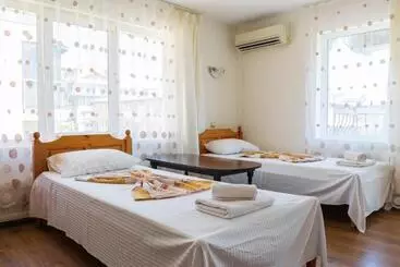 پانسیون Guest House Eos