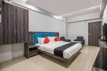 Hotell Vaccinated Staff Capital O 69251  Citadel 2