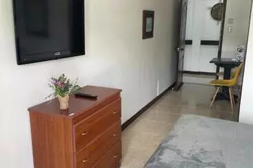 Pension Hospedaje Camino Real A 150 Mts Del Centro