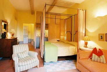 فندق Sette Querce