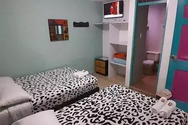 Pension Hostal Johnnier