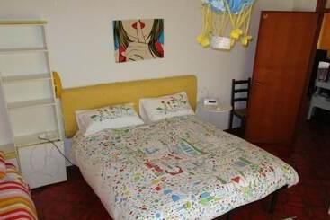 호텔 Rainbow House