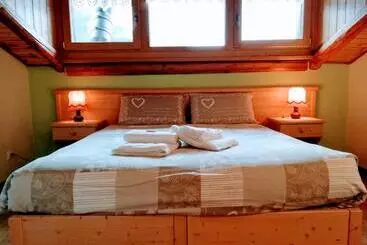 ホテル B&b La Genzianella