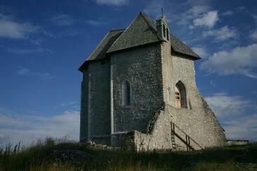 فندق Lika Sjever