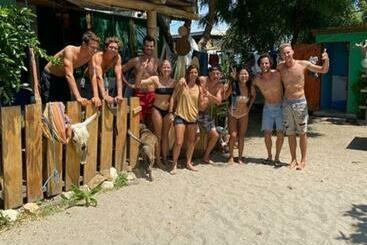 Herberge Hostal Puerto Engabao El Surf Shelter