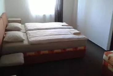 Hotel & Restaurant Adolfovský Dvůr