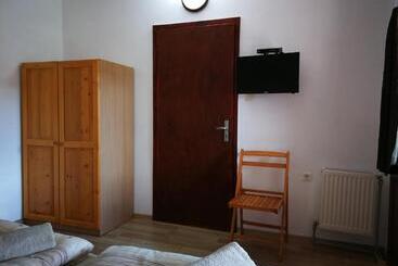 Пансион The White House