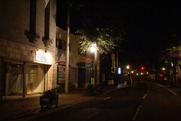 بنسيون Izari Village