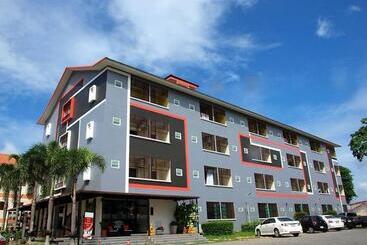 Hotel Grand Esie Service Apartment