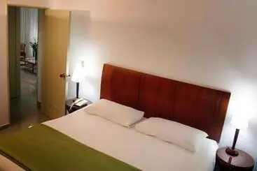 호텔 Altamira Suites