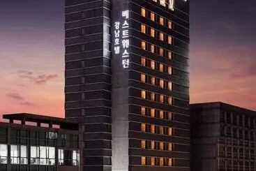בית מלון כפרי Best Western Premier Gangnam