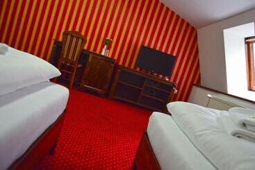 Hotel Zámocká Koruna U Hoffera