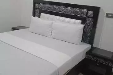 Hotel Decent Lodge