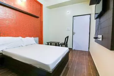 Hotel Spot On 72341 Sumit Guest House