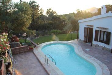 Nocleg ze śniadaniem Almà