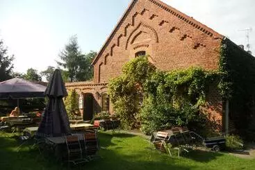 ユースホステル Landhotel Eichenkrug