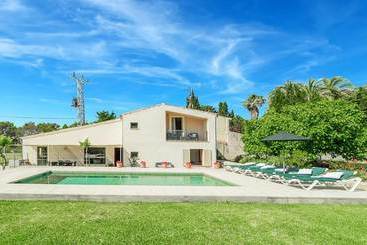 קוטג'' Can Reiet