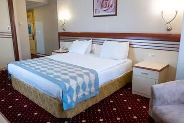 فندق Akar International